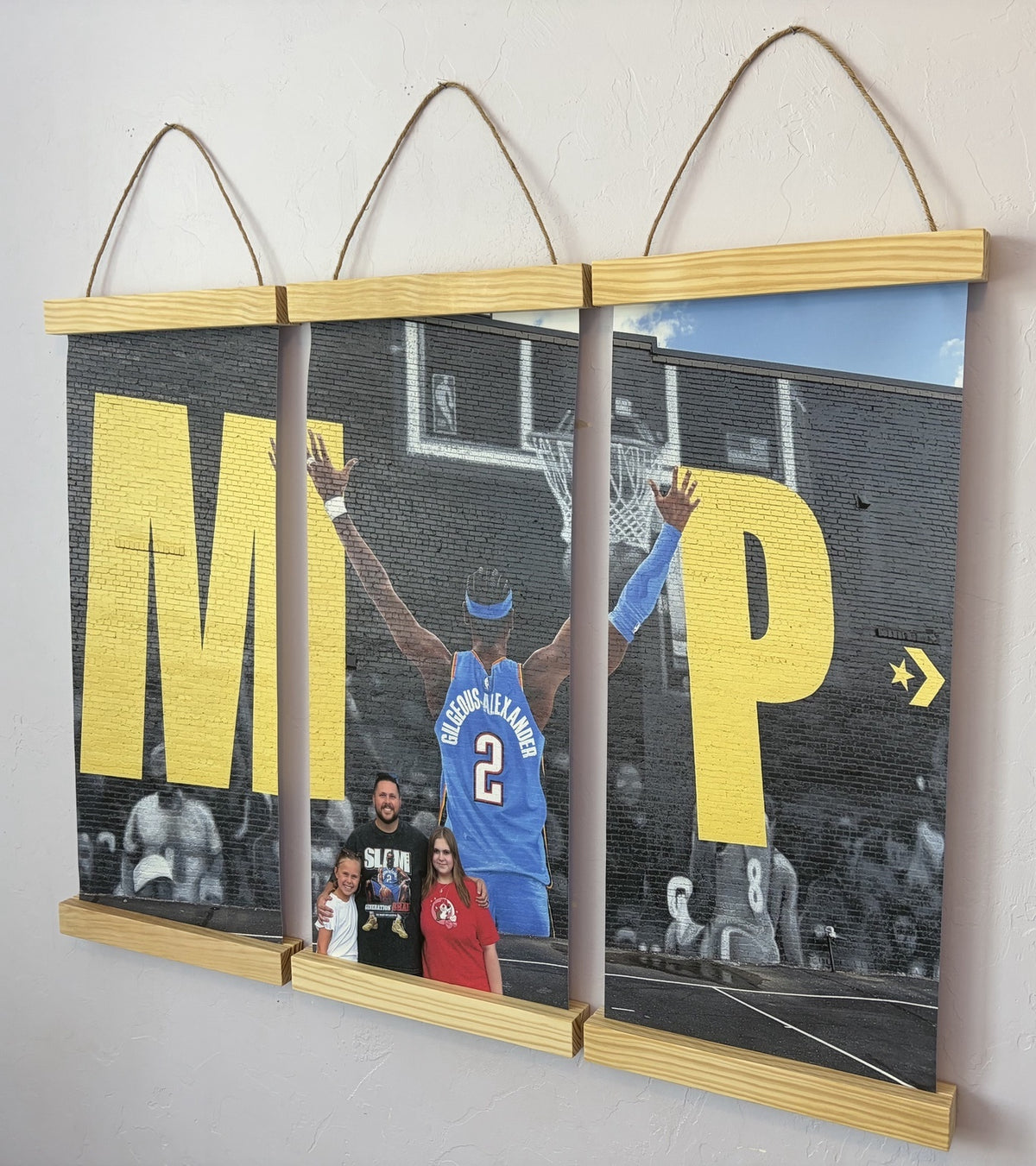 Hanging Banner Canvas